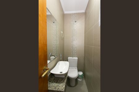 Casa à venda com 105m², 3 quartos e 2 vagasLavabo