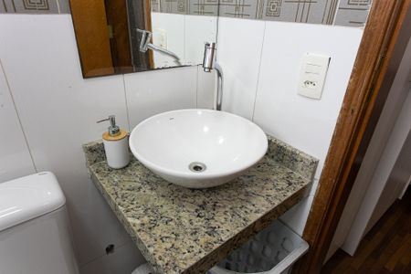 Casa à venda com 105m², 3 quartos e 2 vagasBanheiro da Suíte 1