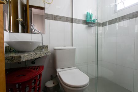 Casa à venda com 105m², 3 quartos e 2 vagasBanheiro da Suíte 2