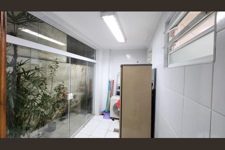 Casa para alugar com 180m², 3 quartos e 1 vagaÁrea de Serviço