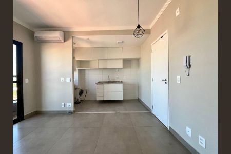 Sala de apartamento para alugar com 1 quarto, 33m² em Parque Industrial, Campinas