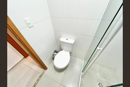 Banheiro Social de apartamento para alugar com 1 quarto, 28m² em Vila Dom Pedro Ii, São Paulo