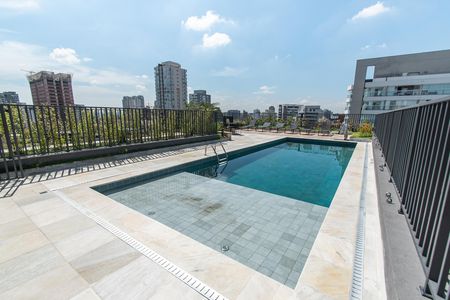 Studio à venda com 23m², 1 quarto e sem vaga Studio à venda com 23m², 1 quarto e sem vagaÁrea comum - Piscina
