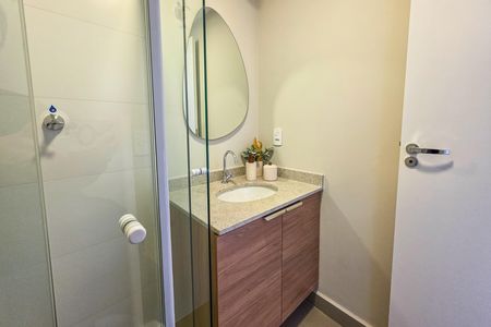 Banheiro de kitnet/studio à venda com 1 quarto, 23m² em Vila Mariana, São Paulo