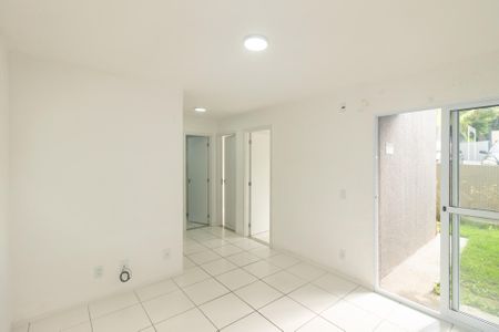 Sala de apartamento para alugar com 2 quartos, 45m² em Campo Grande, Rio de Janeiro