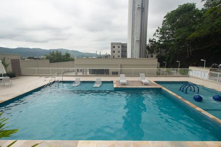 Apartamento para alugar com 45m², 2 quartos e 1 vaga Apartamento para alugar com 45m², 2 quartos e 1 vagaÁrea comum - Piscina