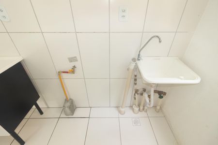 Apartamento para alugar com 45m², 2 quartos e 1 vaga Apartamento para alugar com 45m², 2 quartos e 1 vagaCozinha e Área de Serviço
