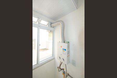 Apartamento para alugar com 45m², 2 quartos e 1 vaga Apartamento para alugar com 45m², 2 quartos e 1 vagaCozinha e Área de Serviço