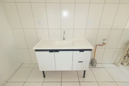 Apartamento para alugar com 45m², 2 quartos e 1 vaga Apartamento para alugar com 45m², 2 quartos e 1 vagaCozinha e Área de Serviço