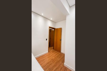 Apartamento à venda com 45m², 2 quartos e 1 vagaQuarto 2