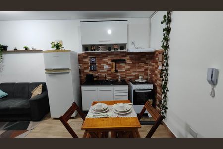Studio para alugar com 38m², 1 quarto e sem vaga Studio para alugar com 38m², 1 quarto e sem vagaCozinha e sala de jantar