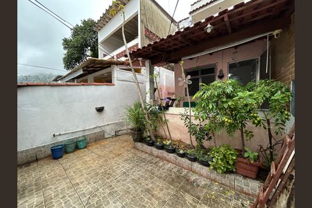 Casa para alugar com 118m², 2 quartos e 1 vagaQuintal