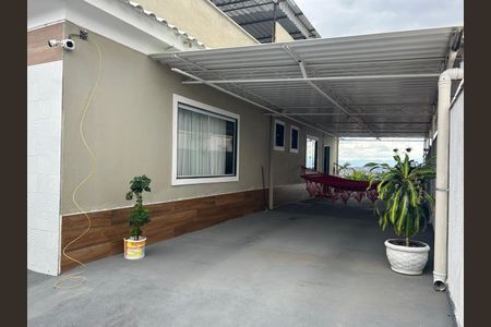 Casa à venda com 300m², 2 quartos e 4 vagas