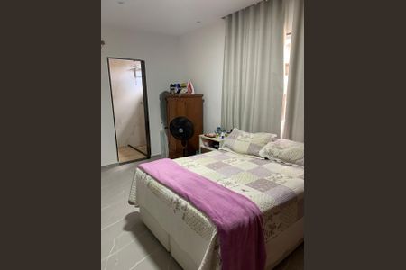 Casa à venda com 300m², 2 quartos e 4 vagas