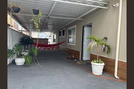 Casa à venda com 300m², 2 quartos e 4 vagas