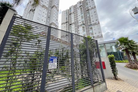Apartamento à venda com 55m², 2 quartos e 1 vagaFachada + plaquinha
