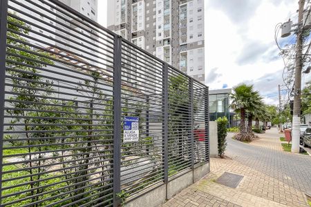 Apartamento à venda com 55m², 2 quartos e 1 vagaFachada + plaquinha