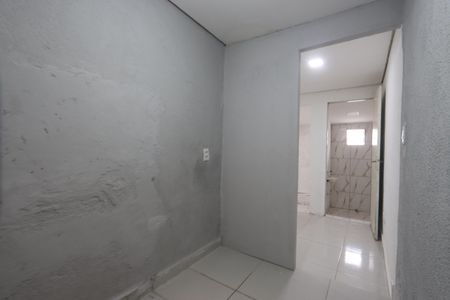 Suíte de casa para alugar com 2 quartos, 30m² em Jardim Guiomar, São Paulo