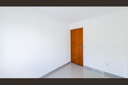 Apartamento para alugar com 37m², 2 quartos e 1 vagaQuarto 2