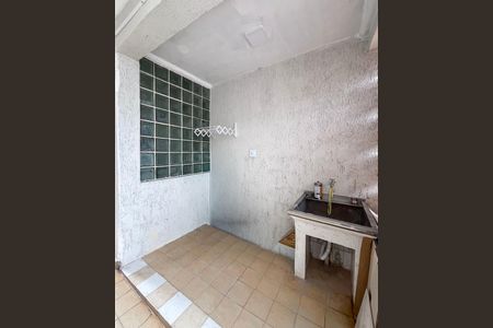 Casa para alugar com 50m², 1 quarto e 1 vagaÁrea de Serviço