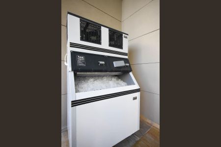 Apartamento à venda com 170m², 3 quartos e 3 vagas Apartamento à venda com 170m², 3 quartos e 3 vagasÁrea comum