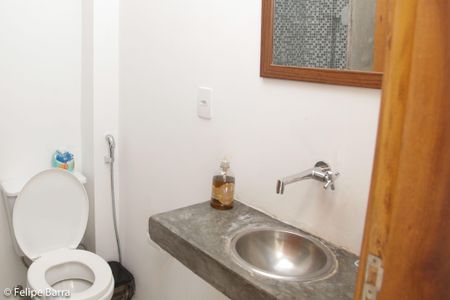 Banheiro / apto 1  de casa à venda com 4 quartos, 130m² em Saúde, Rio de Janeiro