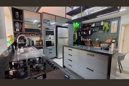 Casa à venda com 300m², 3 quartos e 2 vagasCozinha 