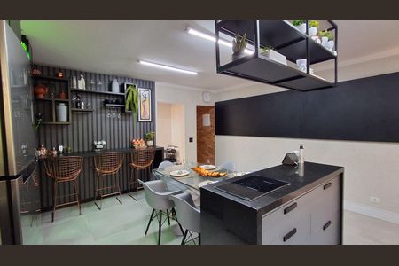 Casa à venda com 300m², 3 quartos e 2 vagasCozinha 