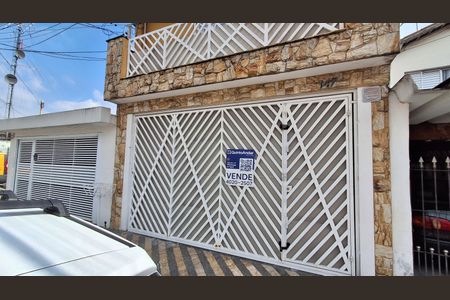 Casa à venda com 300m², 3 quartos e 2 vagasFachada 