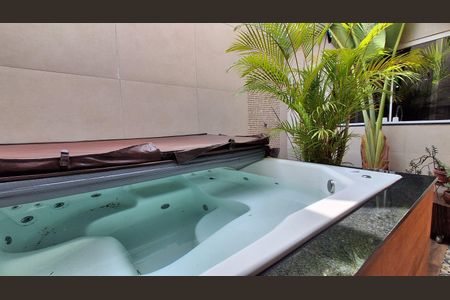 Casa à venda com 300m², 3 quartos e 2 vagasÁrea gourmet 