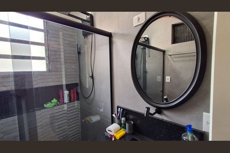 Casa à venda com 300m², 3 quartos e 2 vagasBanheiro Social 