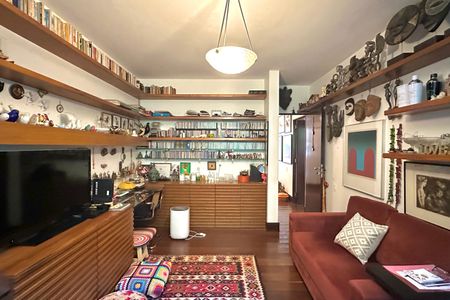 Apartamento à venda com 247m², 4 quartos e 2 vagasQuarto 03