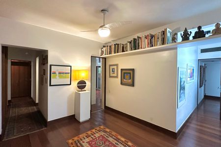 Apartamento à venda com 247m², 4 quartos e 2 vagasSala