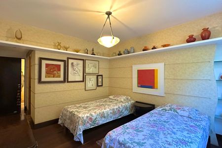 Apartamento à venda com 247m², 4 quartos e 2 vagasSuíte 02