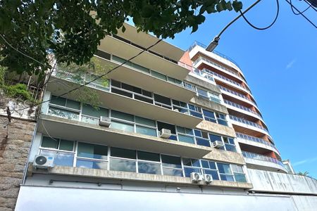 Apartamento à venda com 247m², 4 quartos e 2 vagasFachada