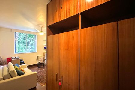 Apartamento à venda com 247m², 4 quartos e 2 vagasSuíte