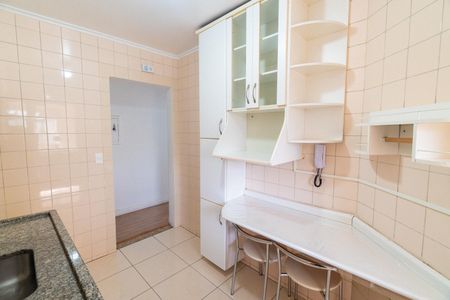 Apartamento à venda com 64m², 2 quartos e 2 vagasCozinha