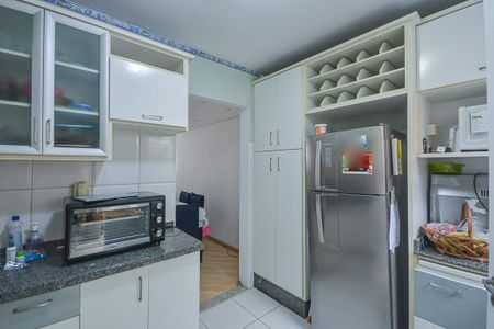 Casa à venda com 114m², 3 quartos e 2 vagas Casa à venda com 114m², 3 quartos e 2 vagasCozinha
