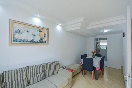 Casa à venda com 114m², 3 quartos e 2 vagas Casa à venda com 114m², 3 quartos e 2 vagasSala