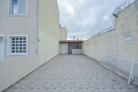 Casa à venda com 114m², 3 quartos e 2 vagas Casa à venda com 114m², 3 quartos e 2 vagasÁrea comum - Churrasqueira