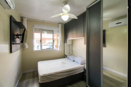 Casa de condomínio à venda com 57m², 2 quartos e 2 vagasQuarto 1