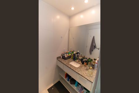 Apartamento à venda com 38m², 1 quarto e 1 vaga Apartamento à venda com 38m², 1 quarto e 1 vagaBanheiro