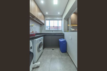 Casa à venda com 135m², 3 quartos e 1 vagaLavanderia