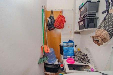 Apartamento à venda com 69m², 2 quartos e sem vagaCozinha e Área de Serviço