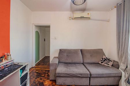 Sala de apartamento à venda com 2 quartos, 69m² em Navegantes, Porto Alegre