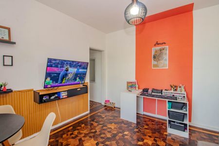 Sala de apartamento à venda com 2 quartos, 69m² em Navegantes, Porto Alegre