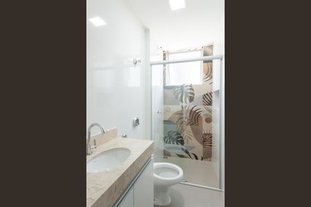 Apartamento à venda com 70m², 2 quartos e 1 vagaBanheiro Social