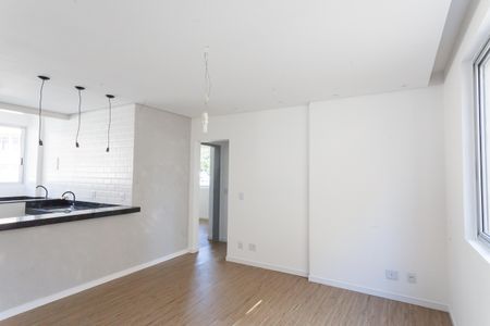 Apartamento à venda com 70m², 2 quartos e 1 vagaSala