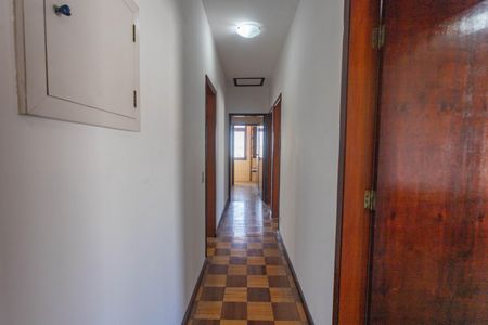 Casa para alugar com 110m², 3 quartos e 2 vagas Casa para alugar com 110m², 3 quartos e 2 vagasCorredor