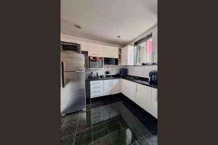 Apartamento à venda com 90m², 3 quartos e sem vagaCozinha